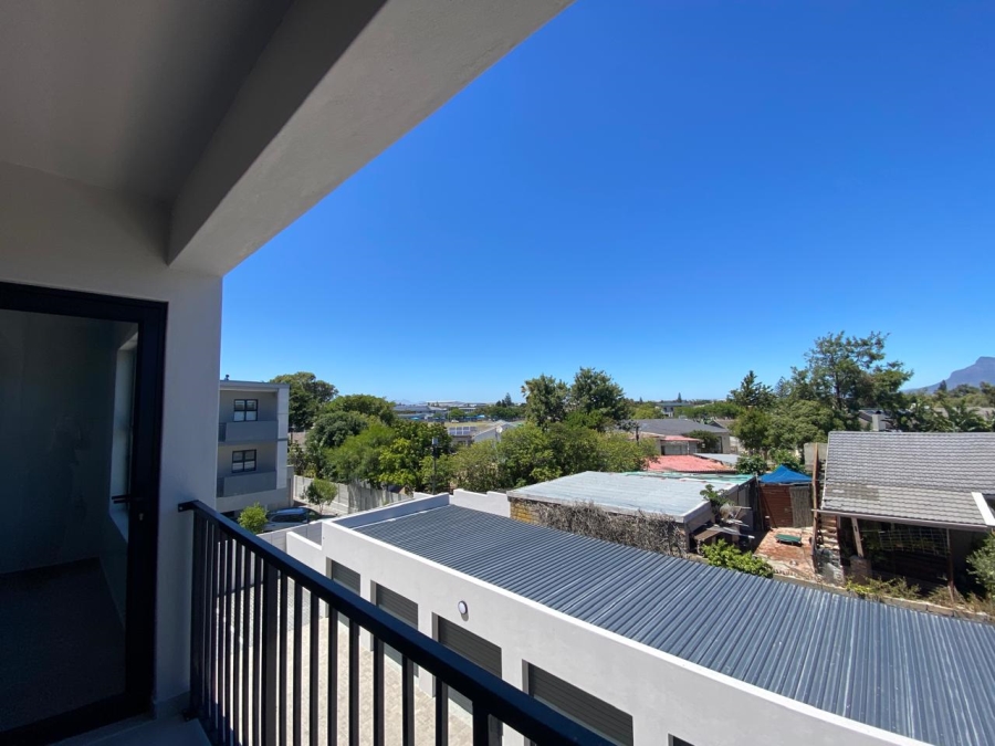 2 Bedroom Property for Sale in Table View Western Cape